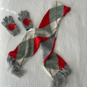 Matching scarf and gloves set